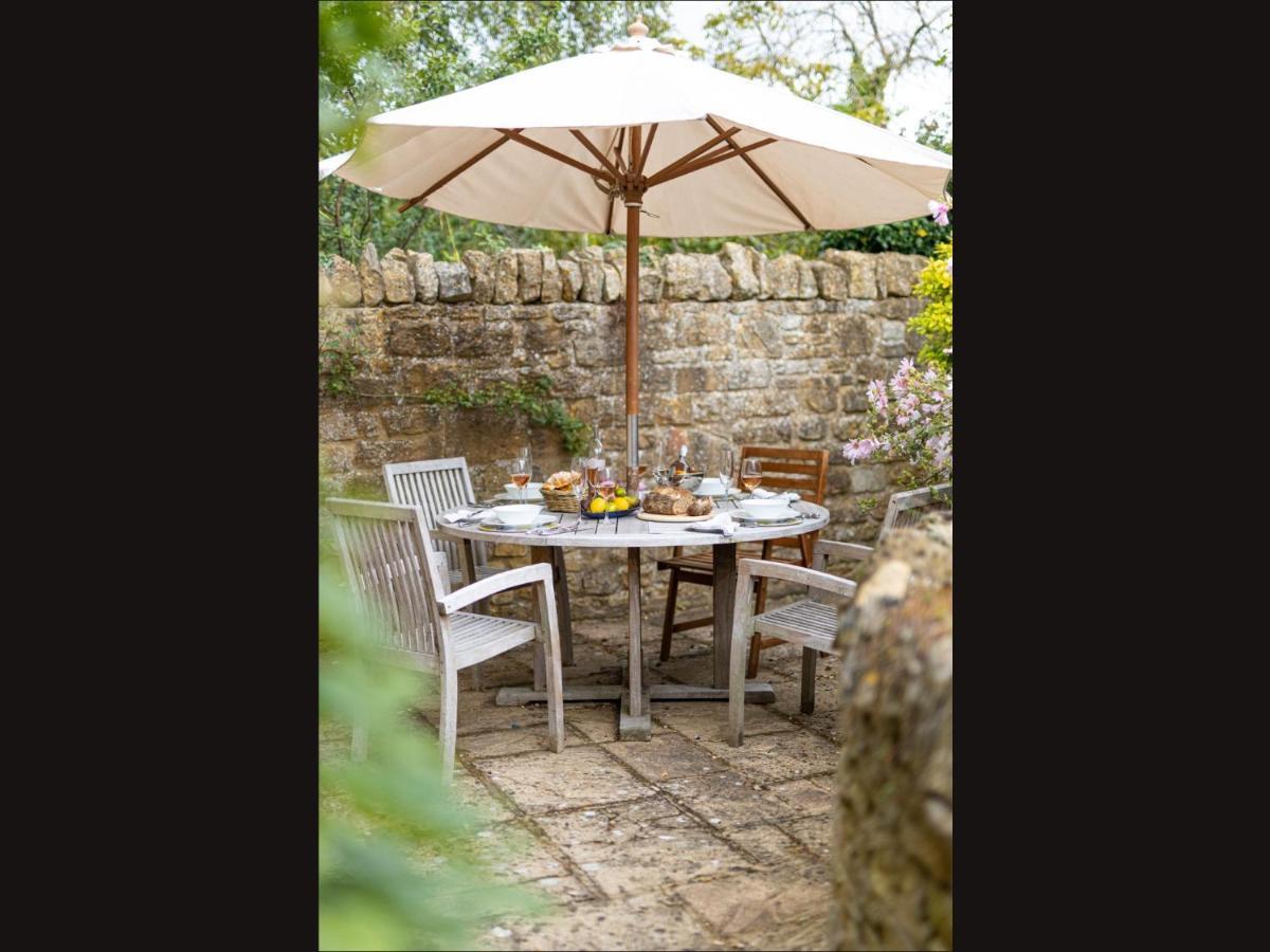 Wisteria Cottage , Pretty Cotswold Cottage Close To Chipping Campden Weston Subedge 外观 照片